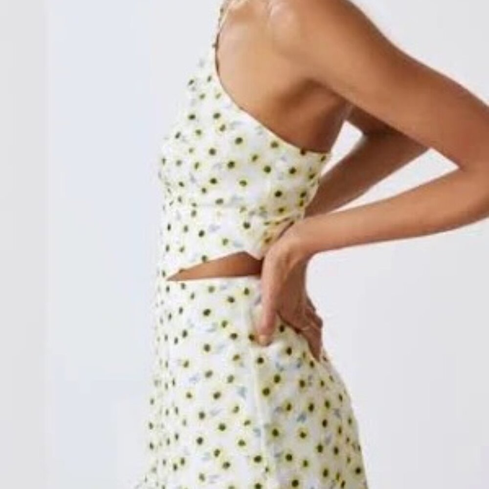VGC Hutch Anthropologie String Halter neck Yellow Motif Ditsy Floral Romper SZ 6